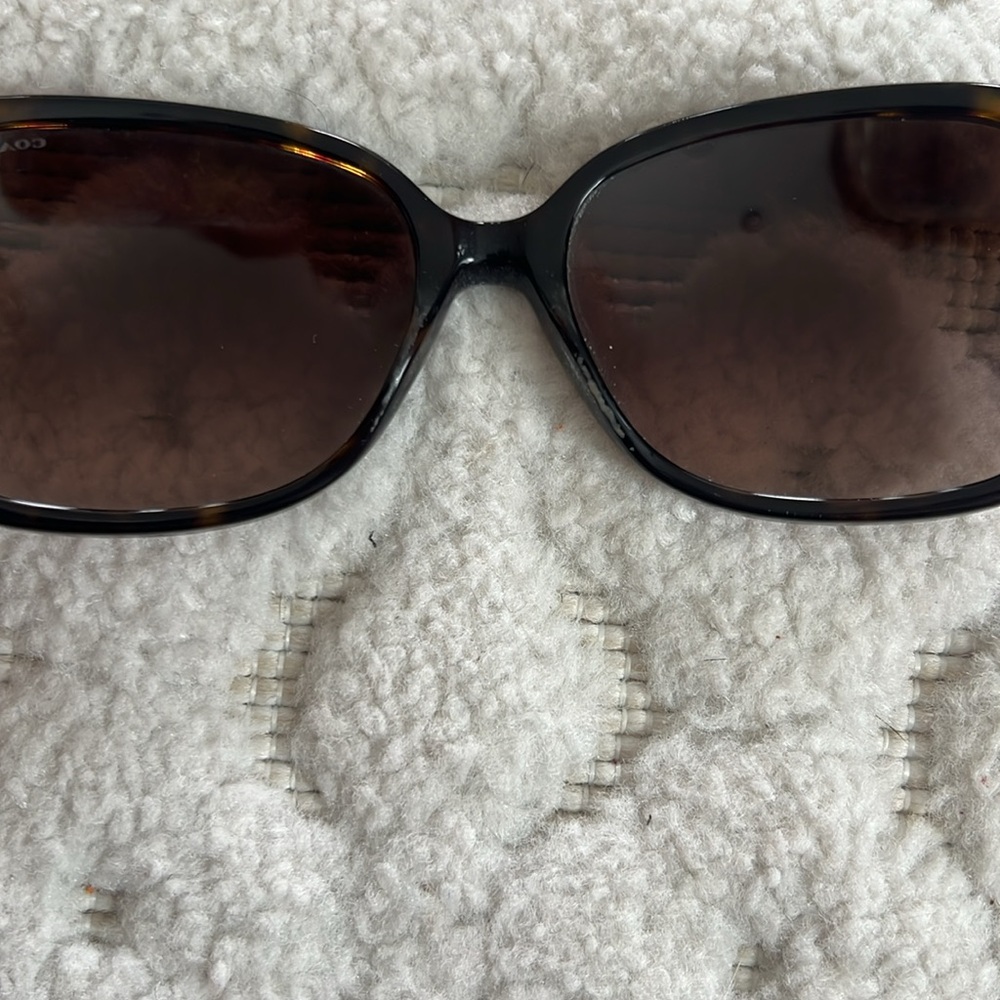 Coach HC8105 Brown / Tortoise Sunglasses ~ CALLOUT - Picture 8 of 11
